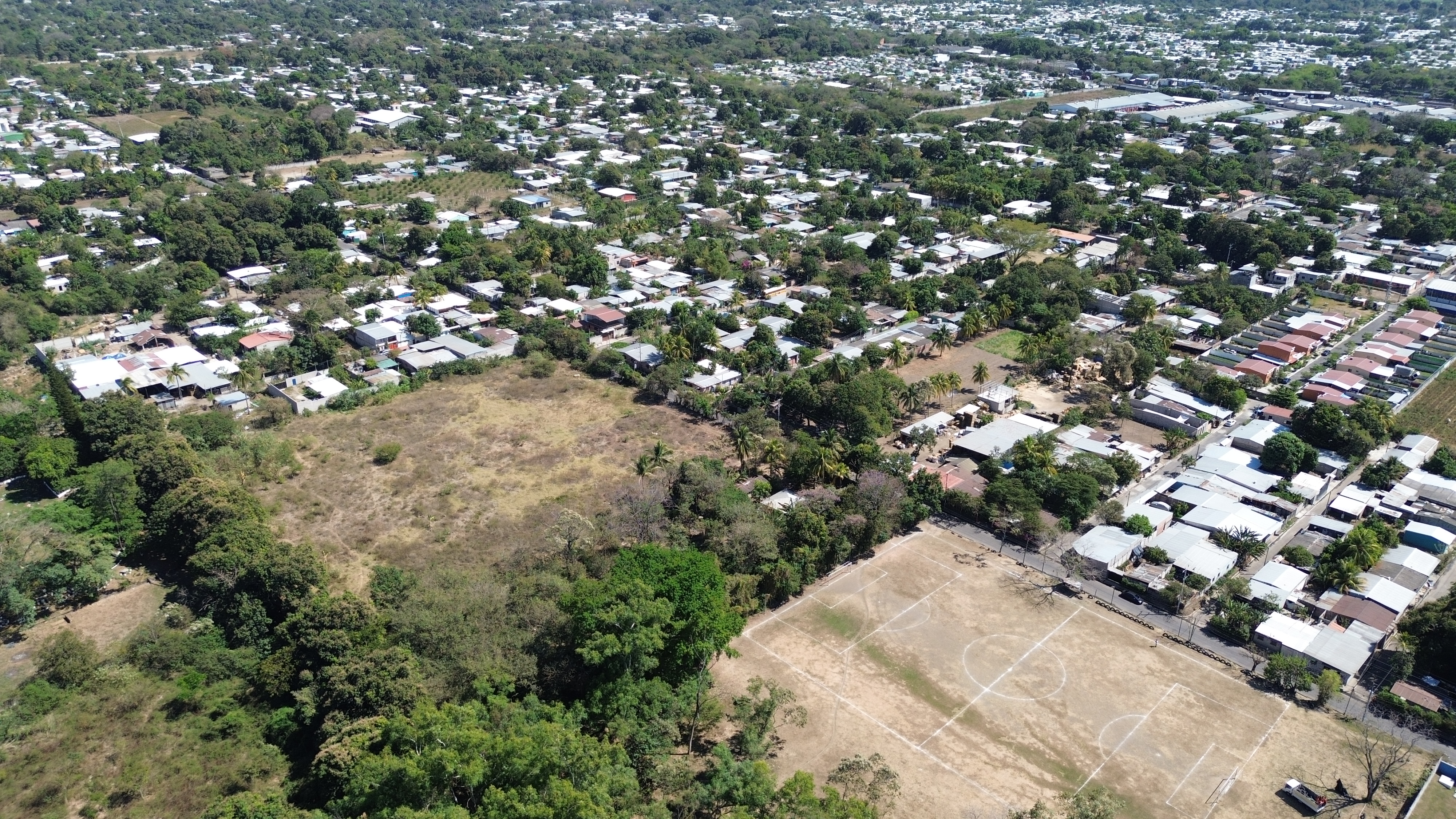 Terreno en Lourdes Colón  - 3