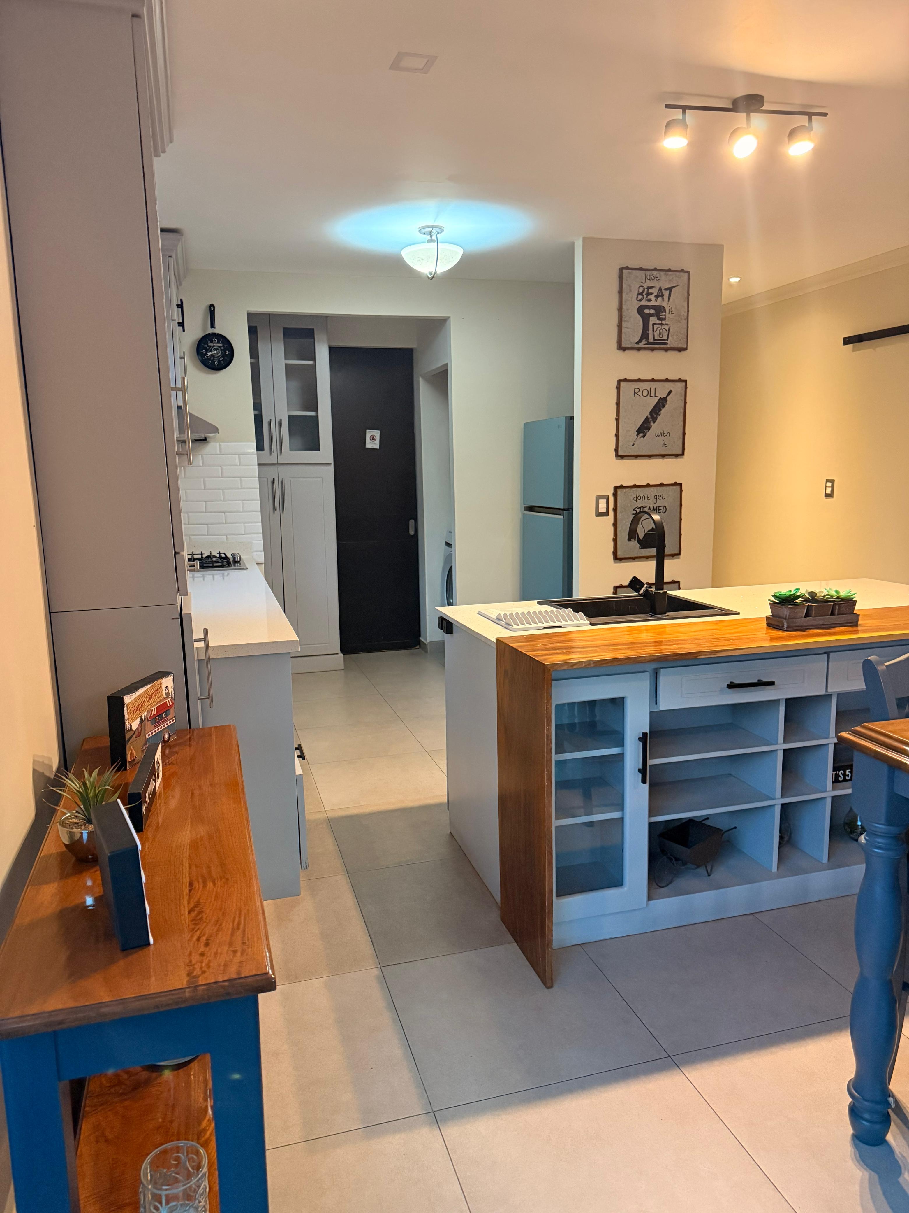 Apartamento en venta | full amueblado | vista al volcan - 2
